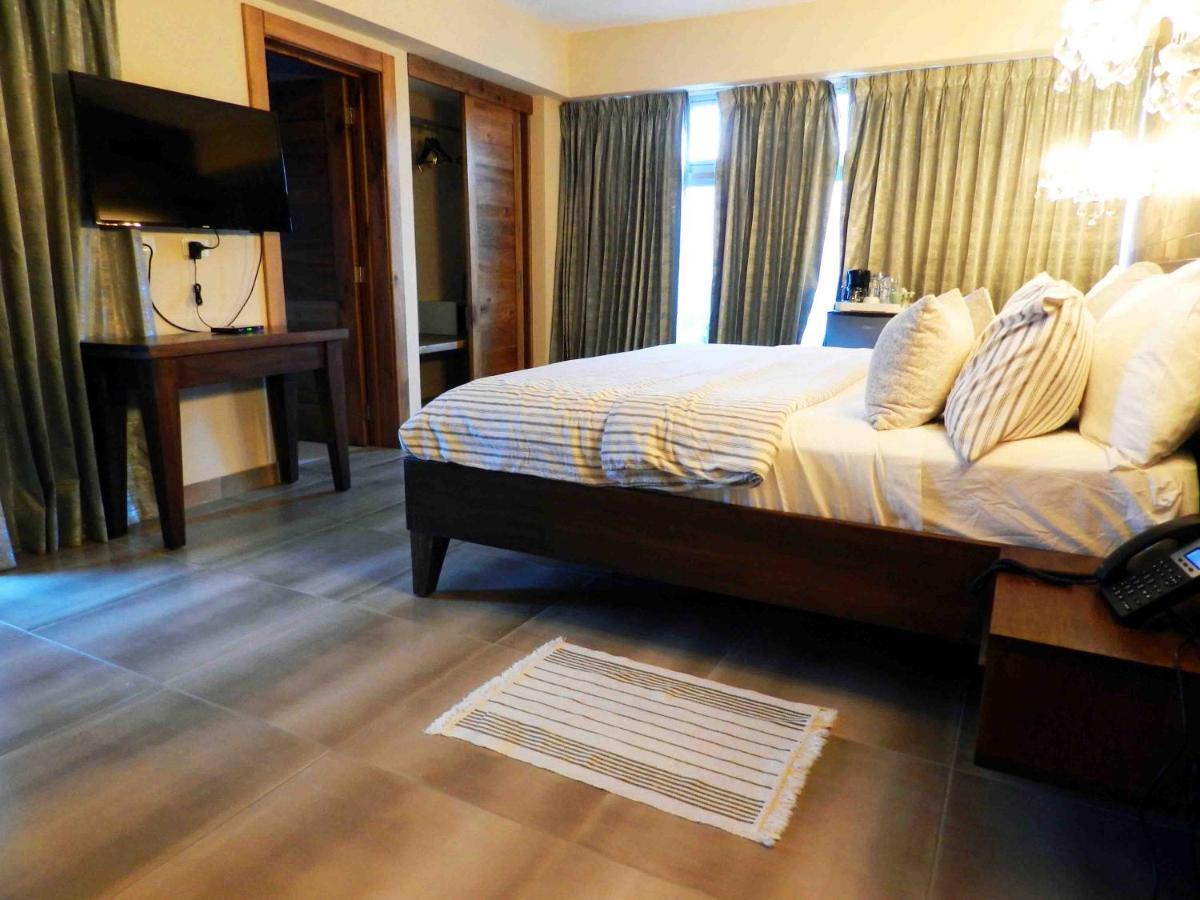 Mon Hotel Boutique Constanza Buitenkant foto