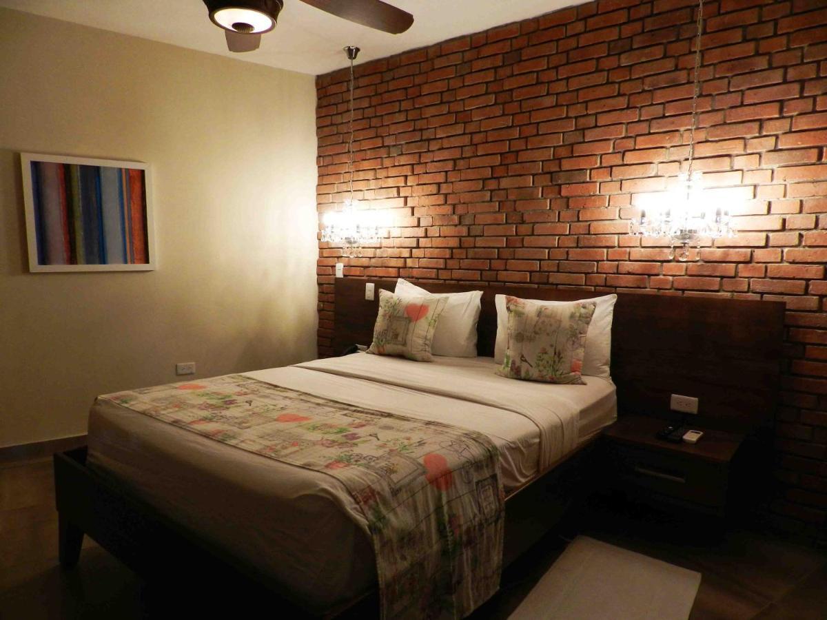 Mon Hotel Boutique Constanza Buitenkant foto
